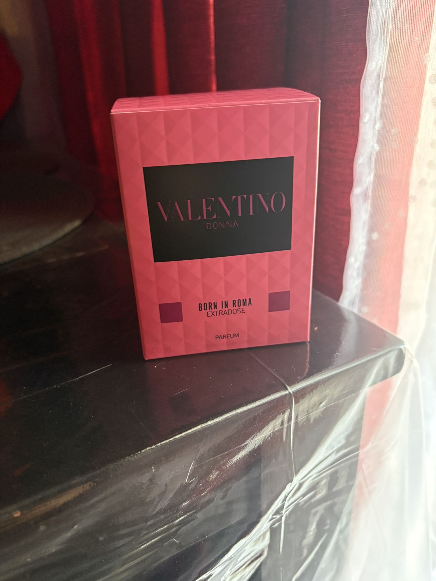 Valentino Born In Roma Extradose