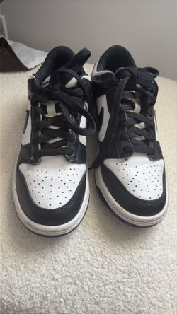 Nike sneakers size 5y