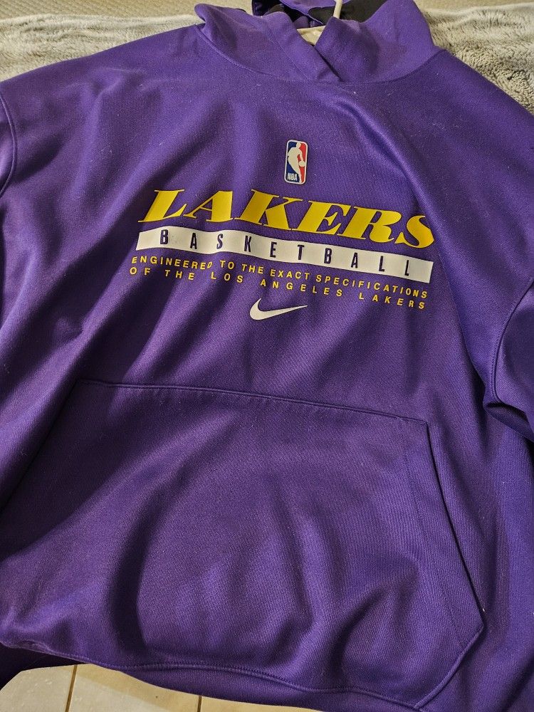 Nike Lakers Hoodie Size Xl