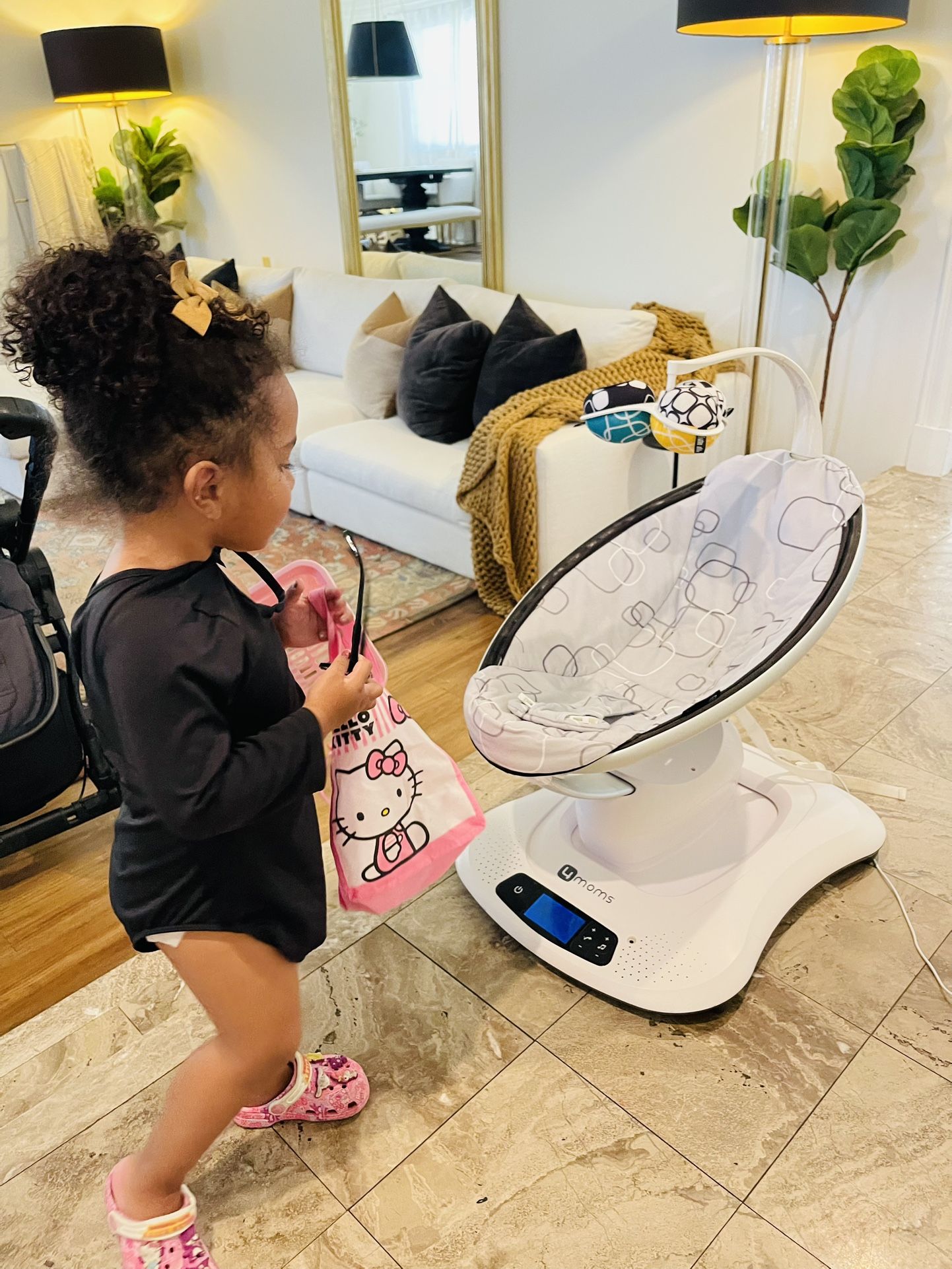 4 Moms Mamaroo Swing With Infant Insert