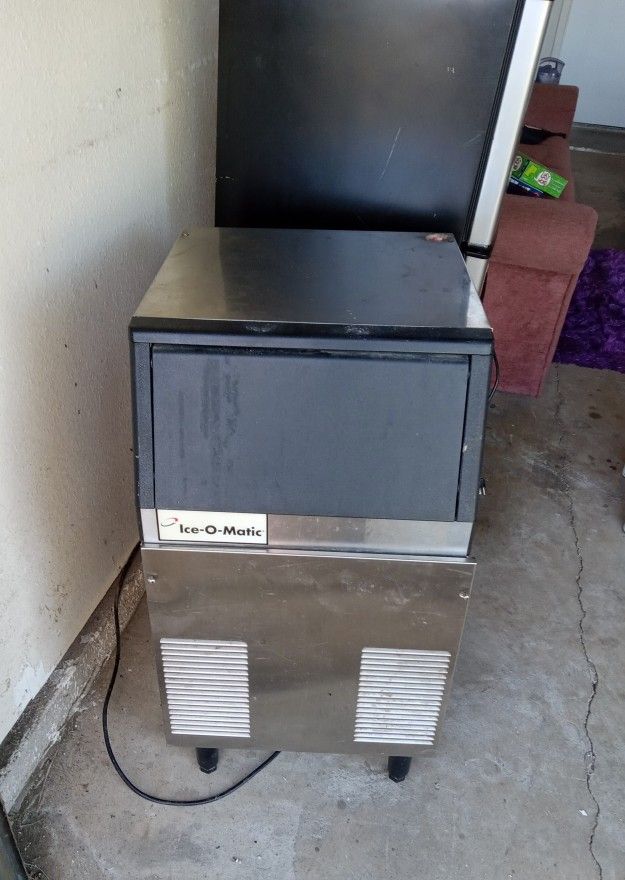 Ice-o-matic Ice Machine