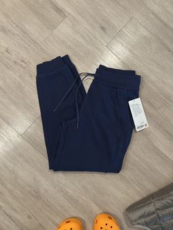 Lululemon High Rise Scuba Pants Navy Size 6 Brand New