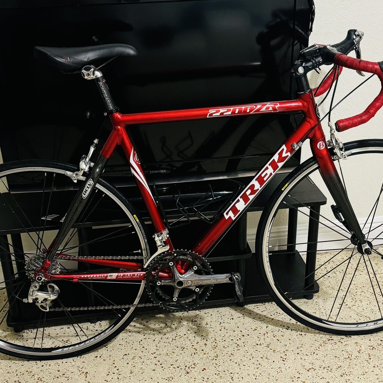 Trek 2200 ZR 900 Carbon Road Bike for Sale in Miami, FL - OfferUp