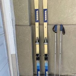 Skiing & Snowboarding Gear
