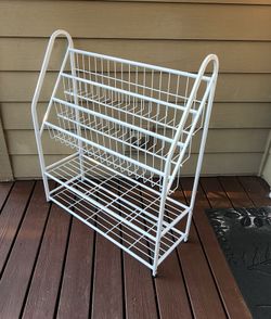 Sturdy White Metal Shoe Rack & Display Stand 38" h by 32" l