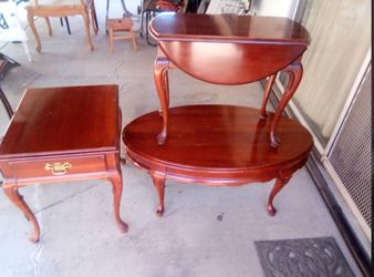 Antique Thomasville Montebello Cherry Cocktail Furniture