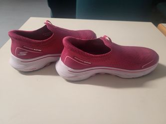 Skechers Slip-Ins Sneaker in Mauve Pink sz 7