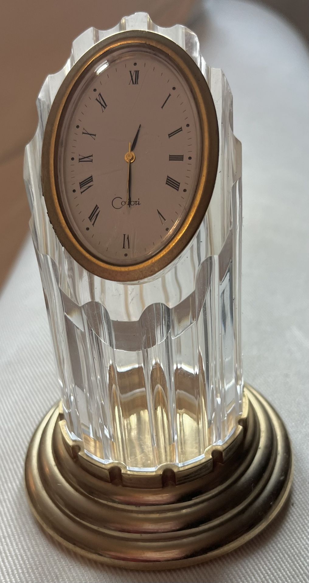 Colibri Crystal Desk Clock