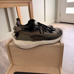 Adidas UltraBoost 21 x Parley Focus Olive Mens Size 10.5 Running Sneakers