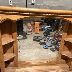 Mirrored Hutch
