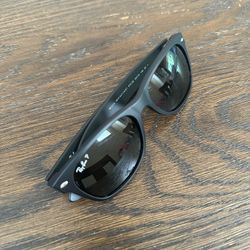 Ray-Ban New Wayfarer Classic (Polarized)