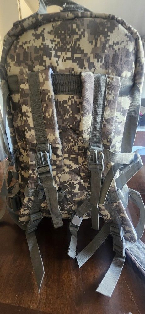 Hiking Large Camo Backpack