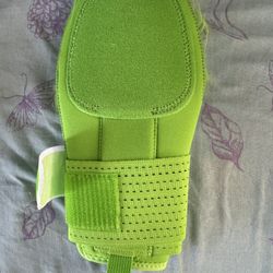 Sliding Mitt
