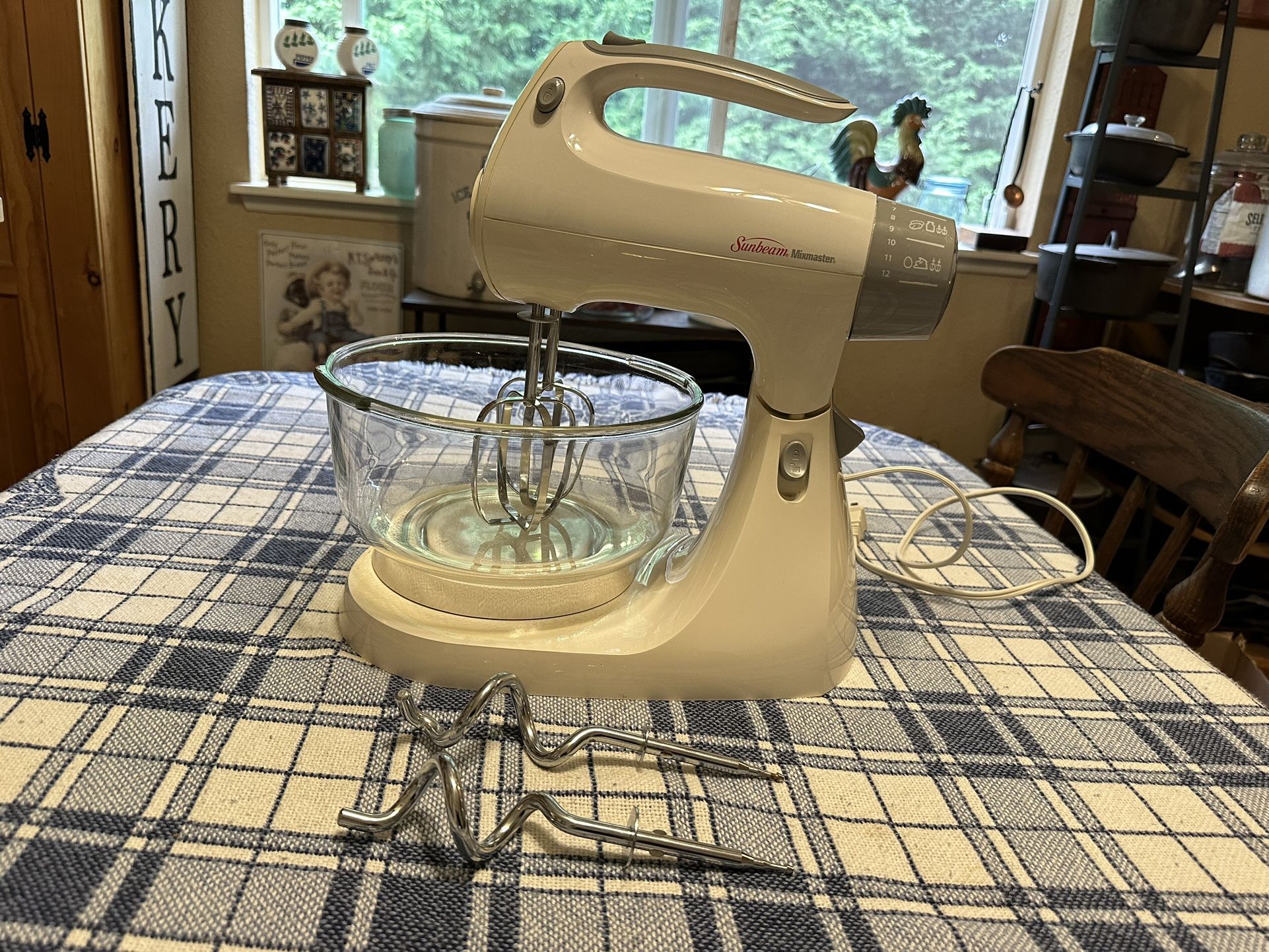 Sunbeam Mixmaster Stand Mixer #2366