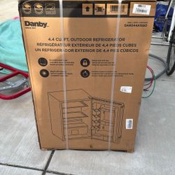 Outdoor Refrigerator 