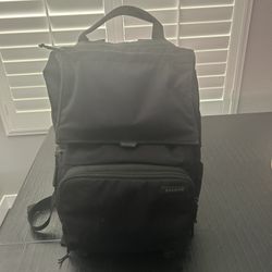 BREVITE The Runner Compact Camera Backpack Photography Backpack 18L Triple Black