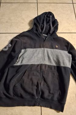 Polo Sweater  $5  Size Xl