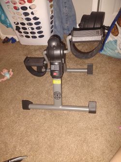 Leg/Arm Exercise Machine