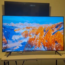 Samsung 55 Inch Crystal UHD 4K Smart TV