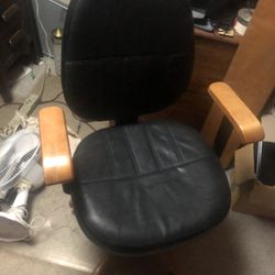 Black Leather Rolling Computer Chair