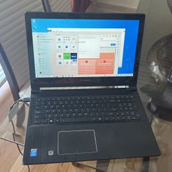 Lenovo Edge 15 I5-5200cpu 8 Gb Ram 240 Ssd Touch 