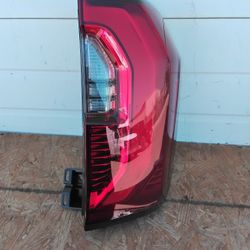 2025-2026 Gmc Yukon Rear Led Taillight 