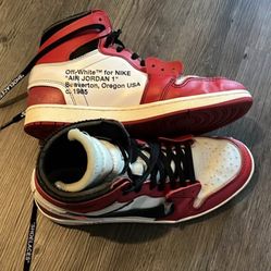 Jordan 1 Retro High Off-White Chicago