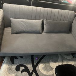 Futon / Couch
