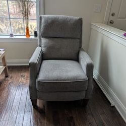 Push Back Recliner 