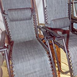 BEAUTIFUL COMFORTABLE LAWN/YARD CHAIRS