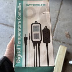 WTESKE Digital Temperature Controller