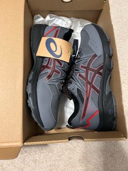 Brand new Gel Venture 8 ASICS - Size 10.5