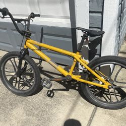 Haro f2 bmx bike on sale