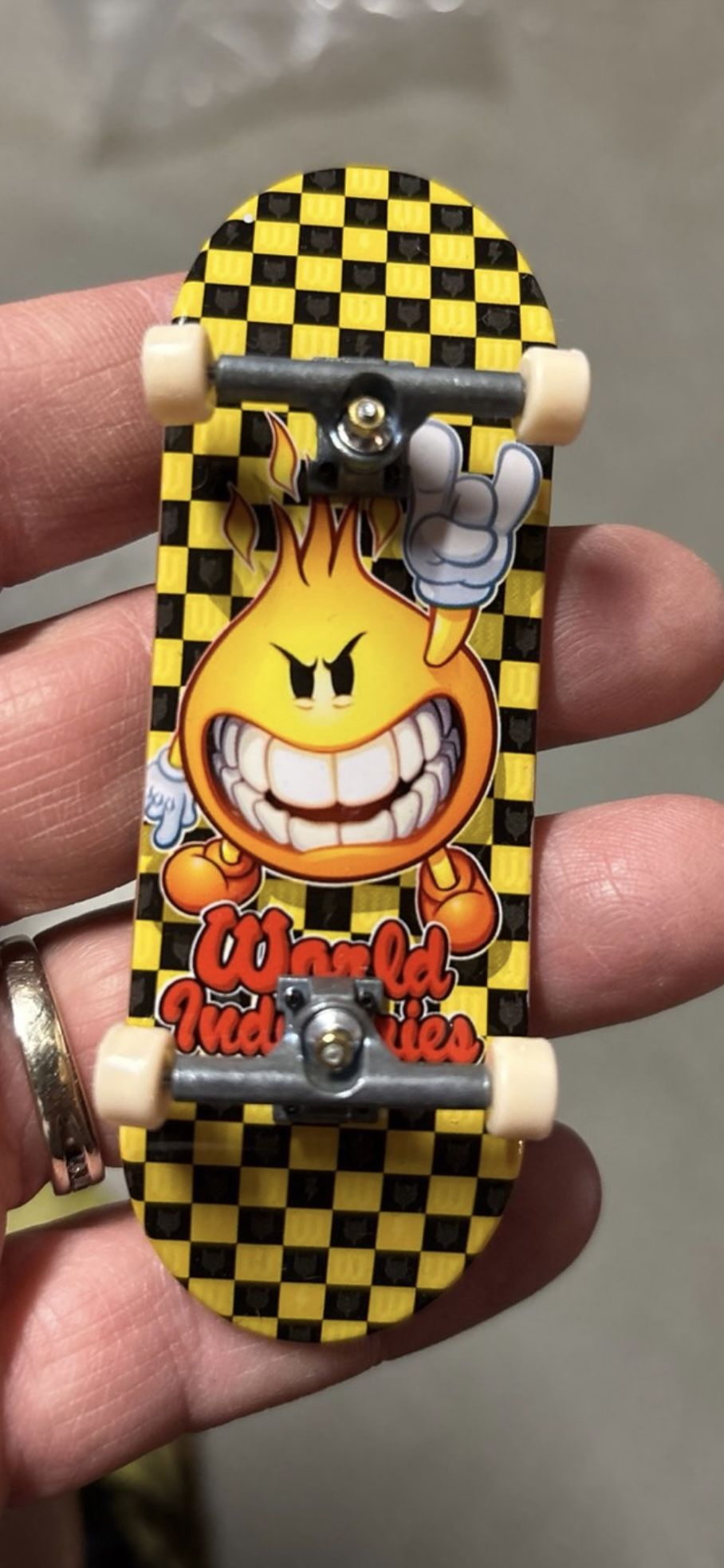 World industries FlameBoy Teck Deck Fingerboard