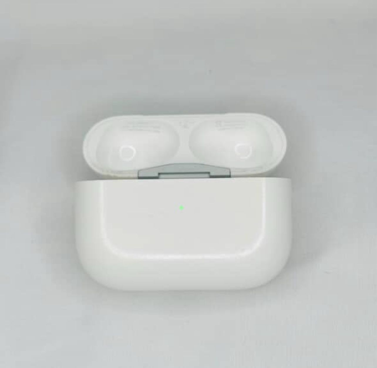 Apple AirPods Pro (2nd Generation) Charging Case Replacement A2700