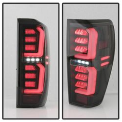 19-22 Sierra Spyder Taillights (Led Not Build Style)