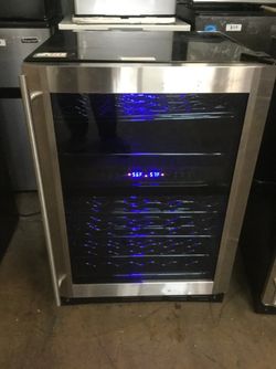 Magic Chef MCWBC77DZC 16-Bottle / 77 Can Dual-Zone Wine and Beverage Cooler