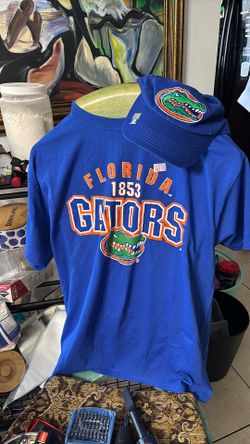 Florida Gators Size Large T Shirt And Hat