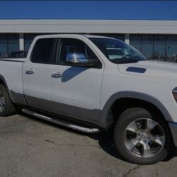 Dodge RAM 2019-2025 Side Step Quad Cab