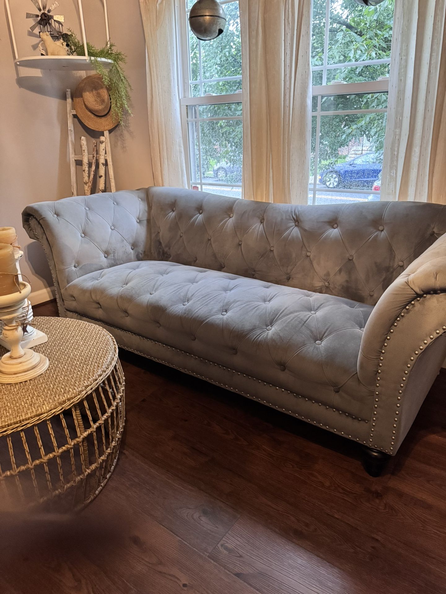 Sofa set