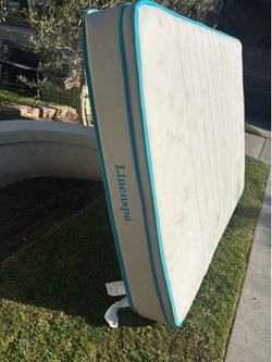 Full size mattress from IKEA