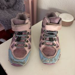 Girls Shoes 