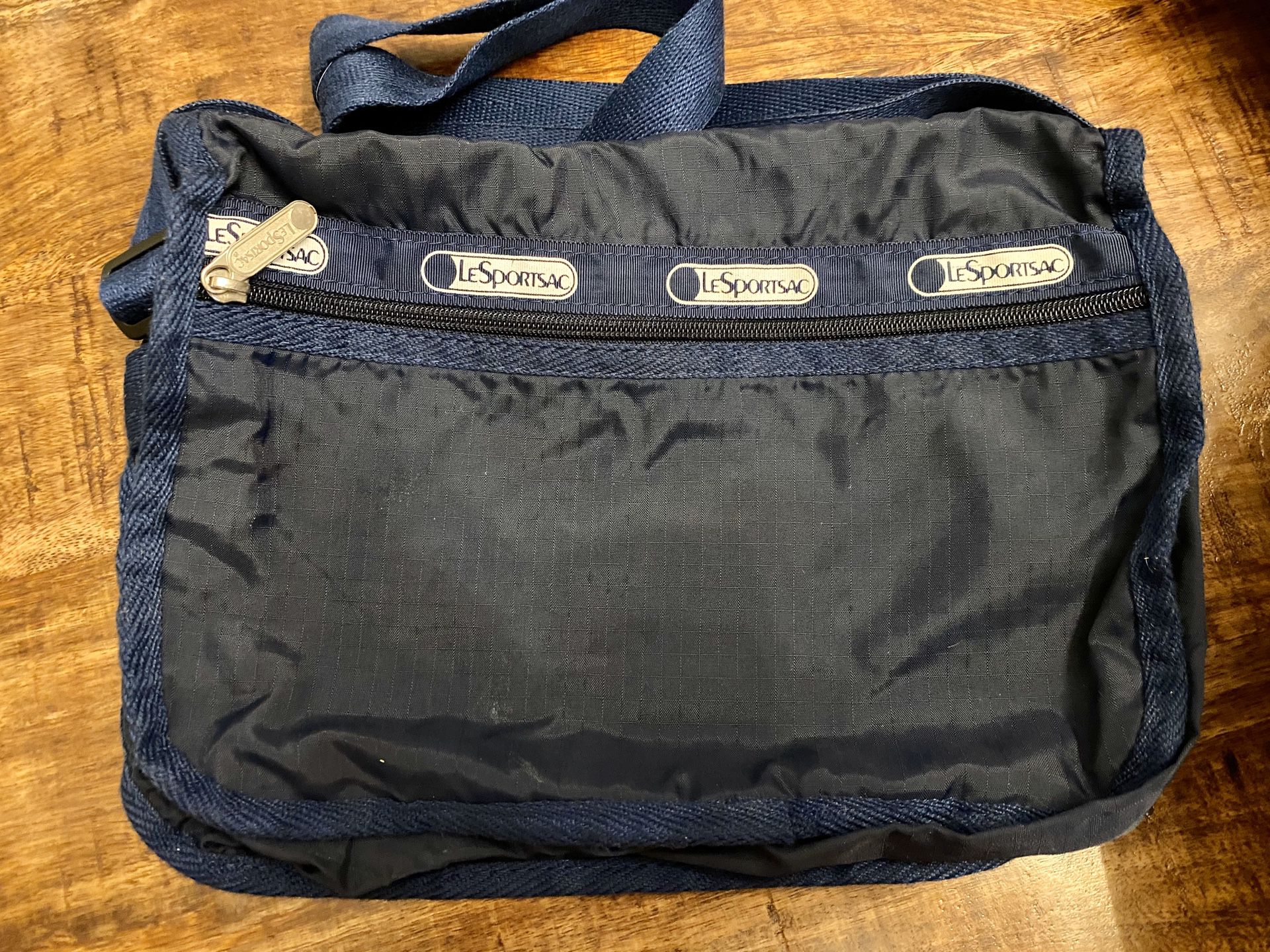 Navy blue LeSportSac bag tote purse crossbody never used 11x9
