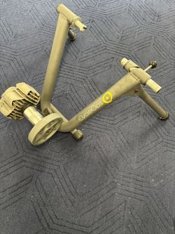 CyceOps bike trainer w/climbing block