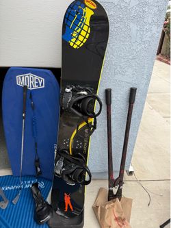 Snowboard gear
