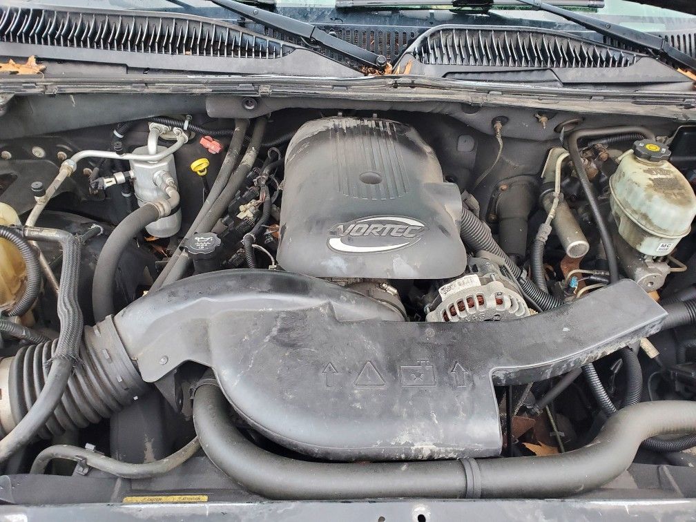 5.3L ? LS SWAP ? V8 Engine 05 Chevy Avalanche ROLLER **READ DETAILS**