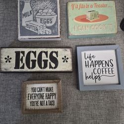 Total five plaques for your kitchen