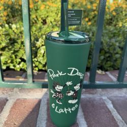 Disneyland Starbucks Tumbler. Brand New . Park Days And lattes . Only 1 Available 