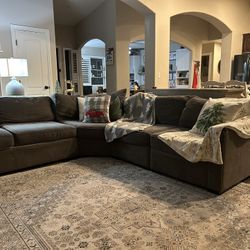 Sectional Couch 