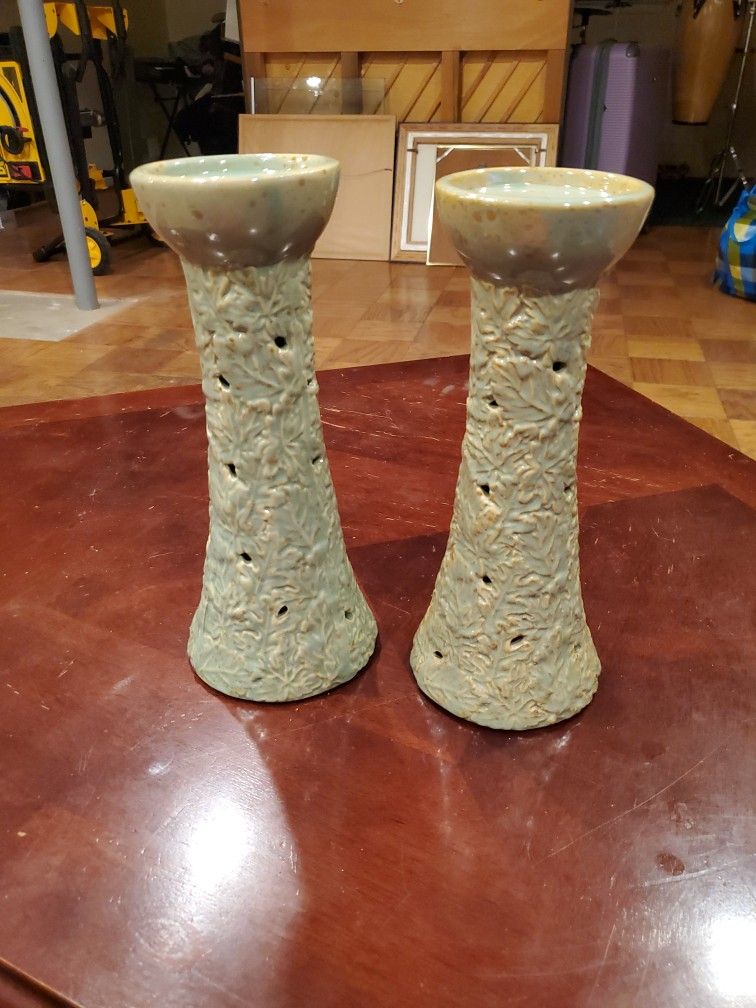 MUST GO!! 2 Light Green Easter Candle Pillars 